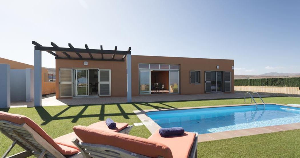 Villas Caleta Beach & Golf