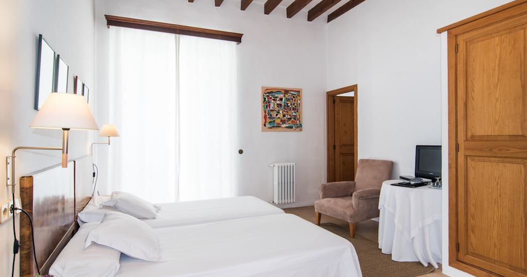 Hotel Can Moragues****