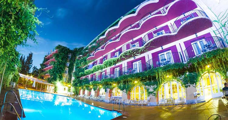 Los Angeles & Spa Hotel