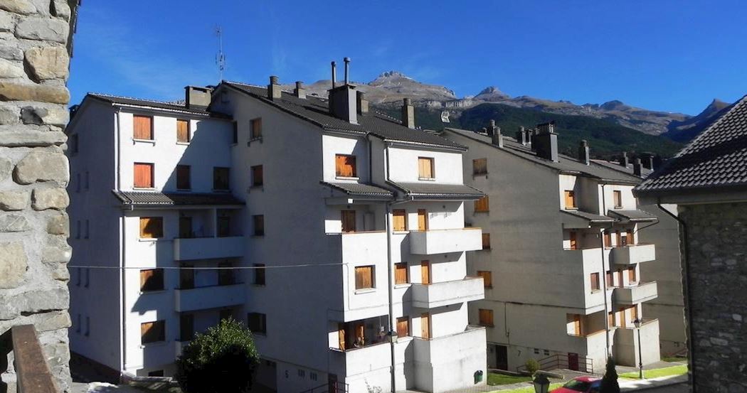 Apartamentos Villanua 3000