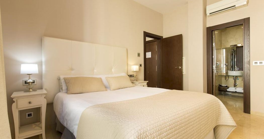 Apartamentos Siloe Suites Plaza