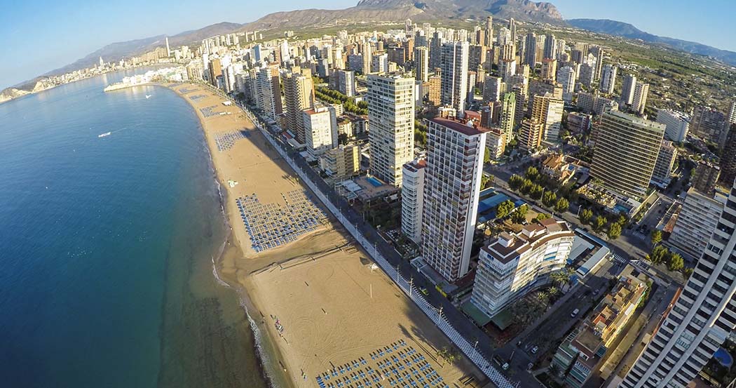 DVACACIONES 4* BENIDORM -