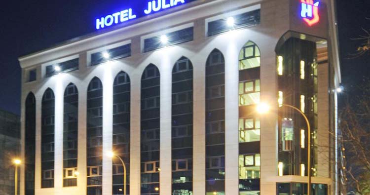 HOTEL JULIA