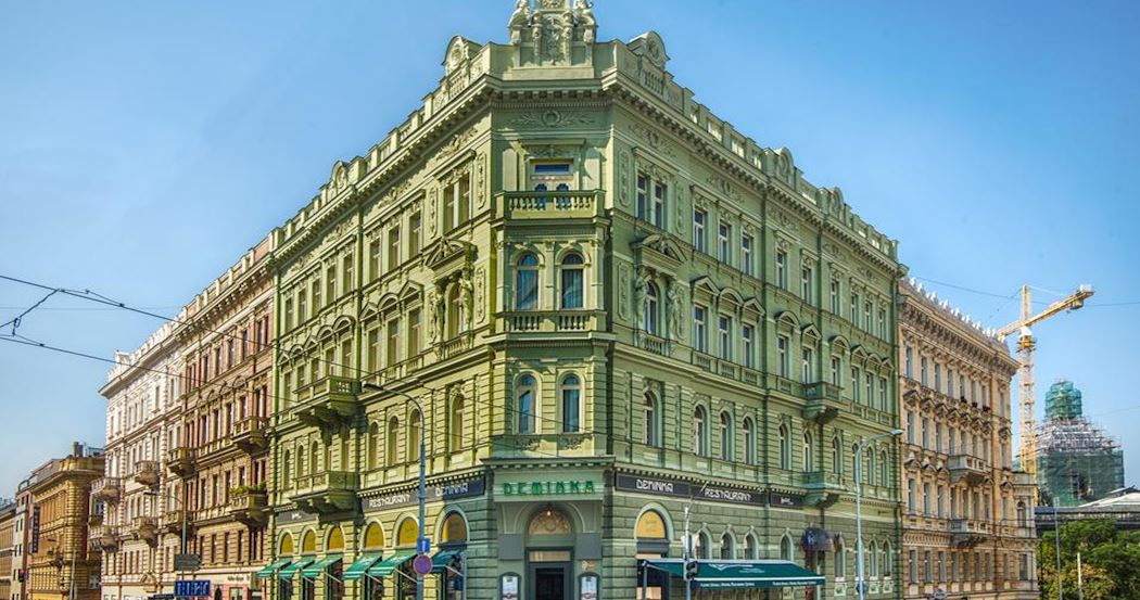 Deminka Palace