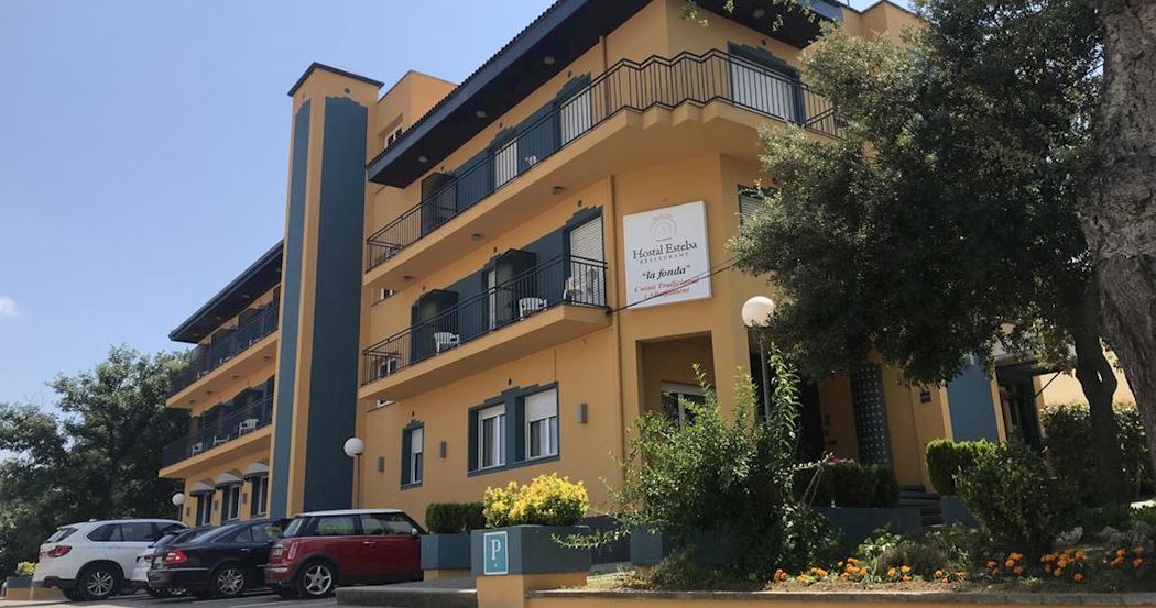 Hostal Esteba