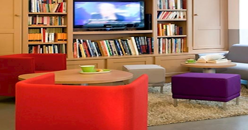 ibis Styles París Cadet Lafayette