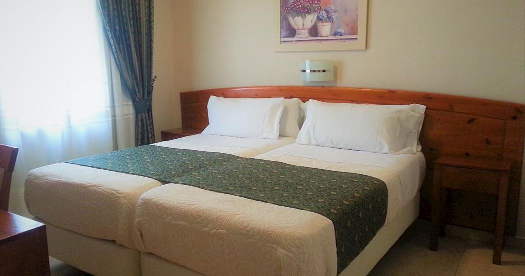 HOTEL ALAMEDA