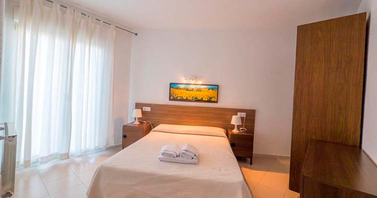 Apartamentos AR Easy Isern