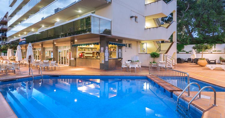 Aparthotel Marinada