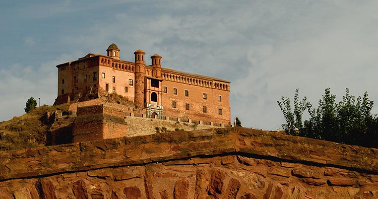 Hospederia Castillo Papa Luna