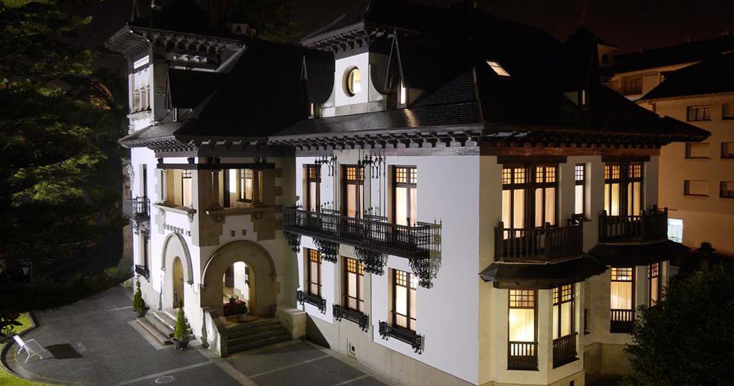 Palacio Arias