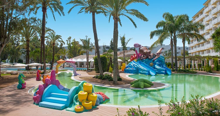 Iberostar Waves Ciudad Blanca